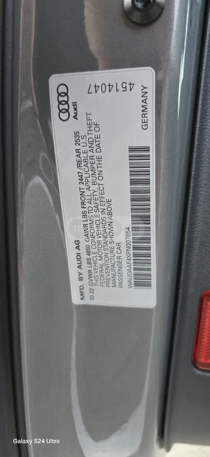 Audi A4 2022 — миниатюра 4