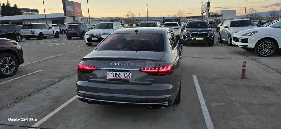 Audi A4 2022 — миниатюра 5