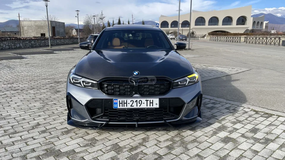 BMW M340 2023 — фото 1, купить с доставкой в Москву
