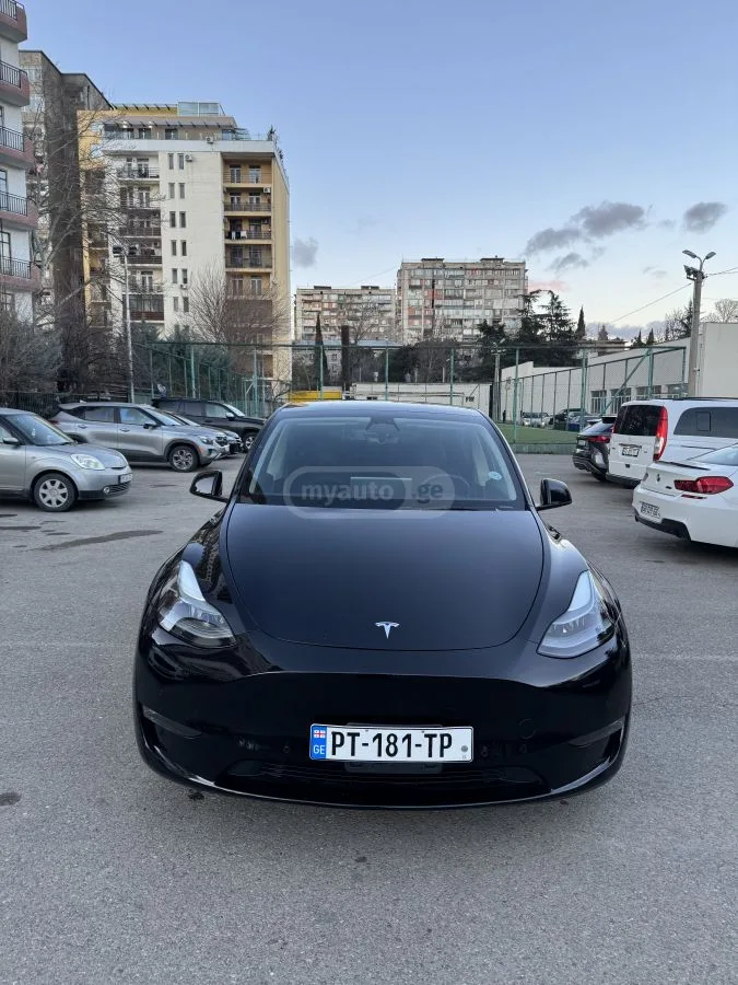 Tesla Model Y Performance 2022 — фото 1, купить с доставкой в Москву