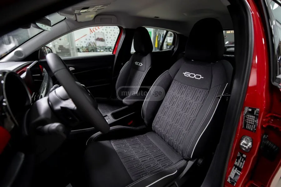 Fiat 600 Hybrid 2025 — миниатюра 3