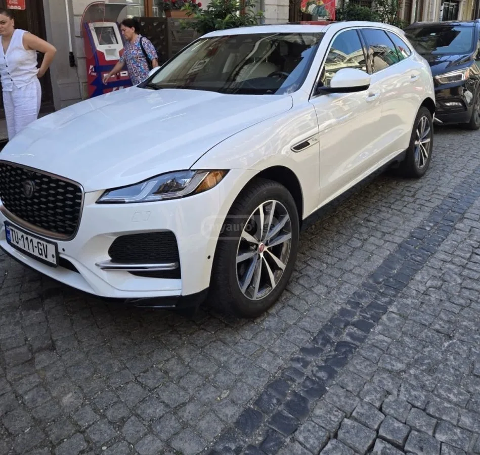 Jaguar F-Pace 2023 — миниатюра 2