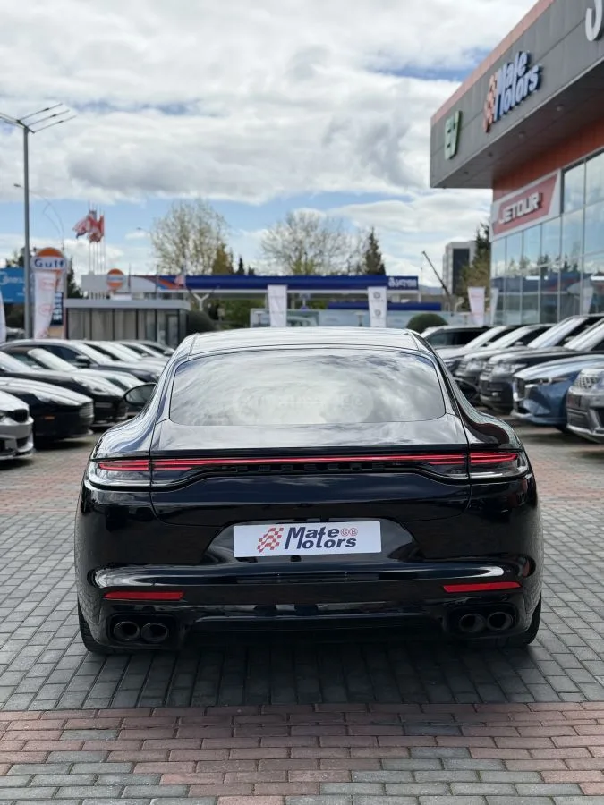 Porsche Panamera 2022 — миниатюра 5