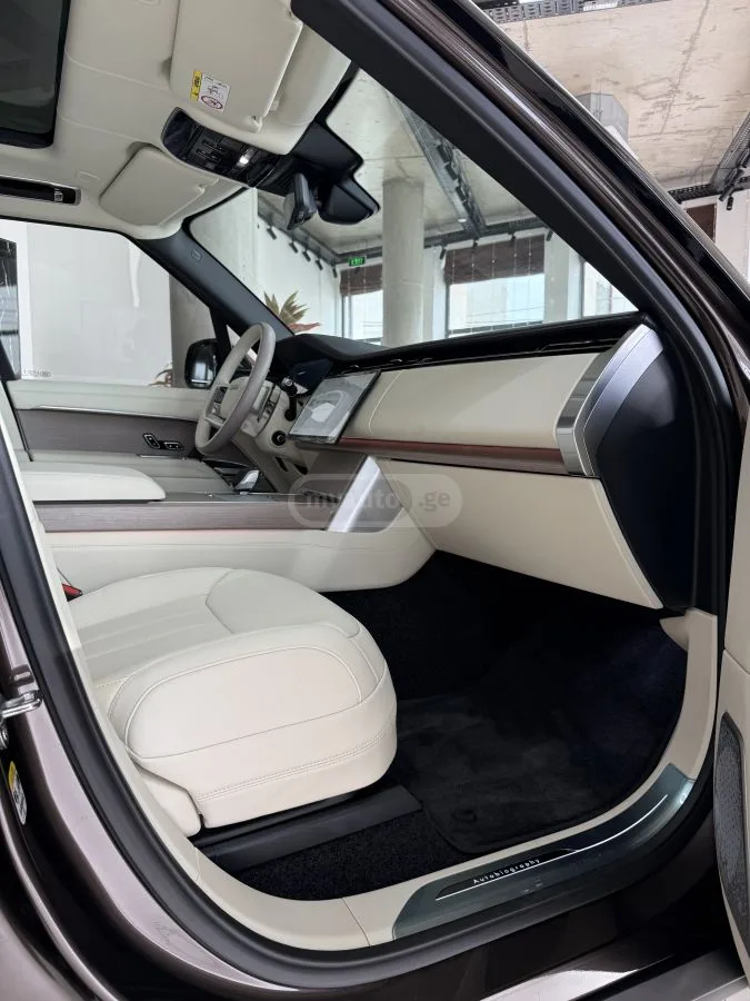 Land Rover Range Rover 2025 — миниатюра 3