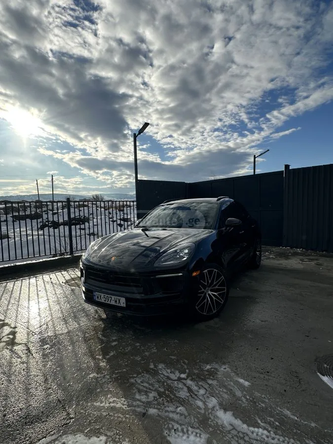 Porsche Macan 2023 — миниатюра 3