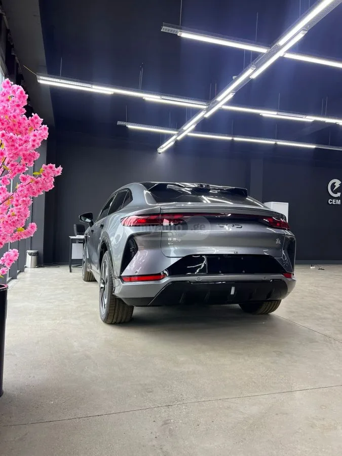 BYD Song L 2025 — фото 1, купить с доставкой в Москву