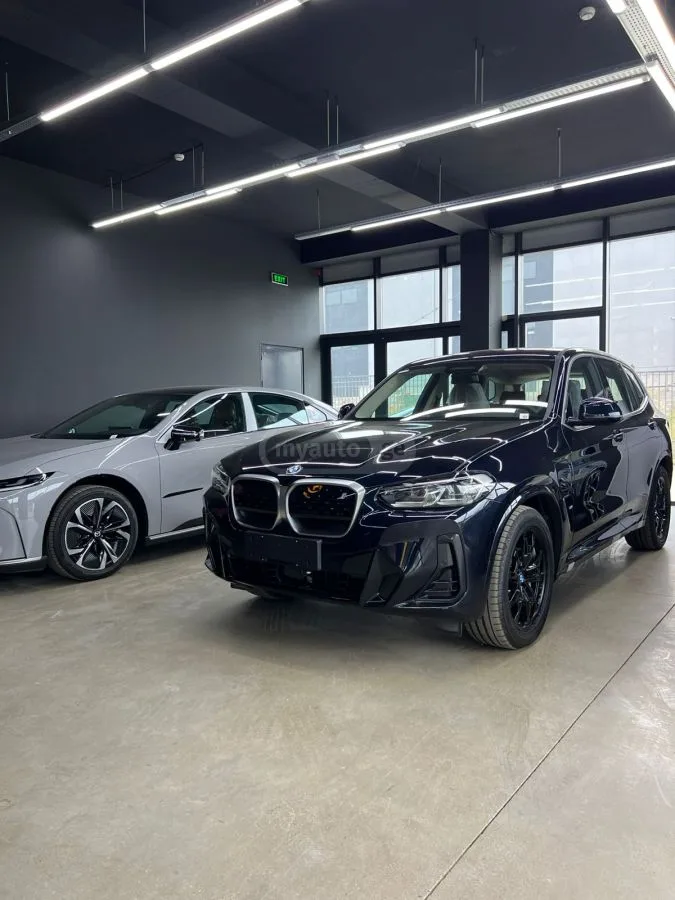 BMW Ix3 2025 — миниатюра 4