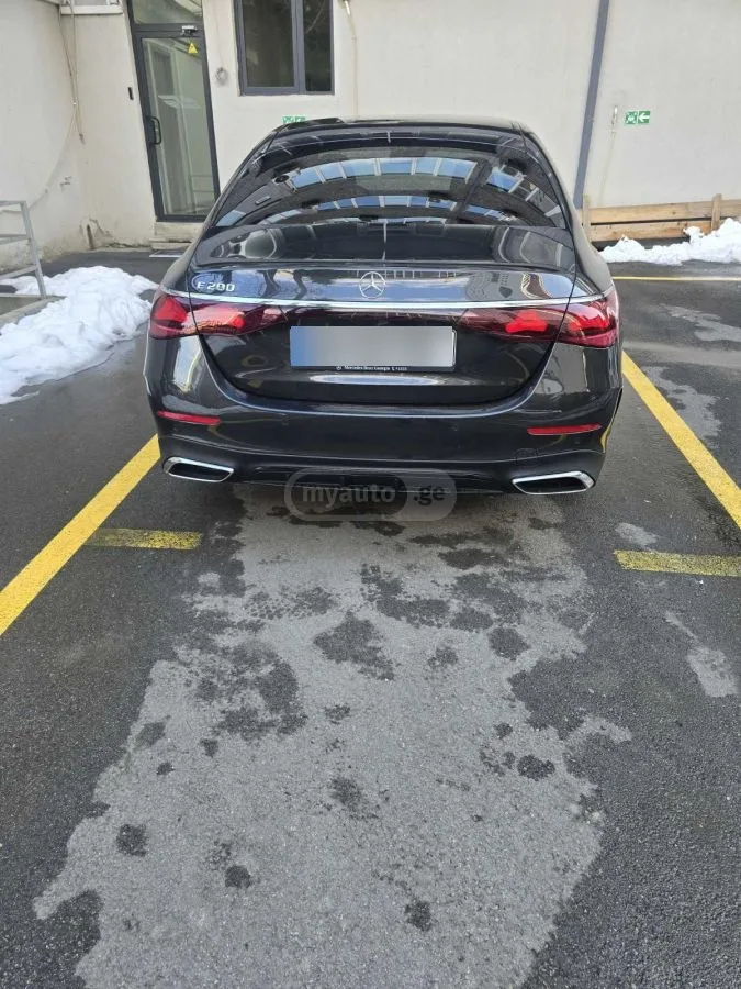 Mercedes-Benz E 200 2025 — миниатюра 5