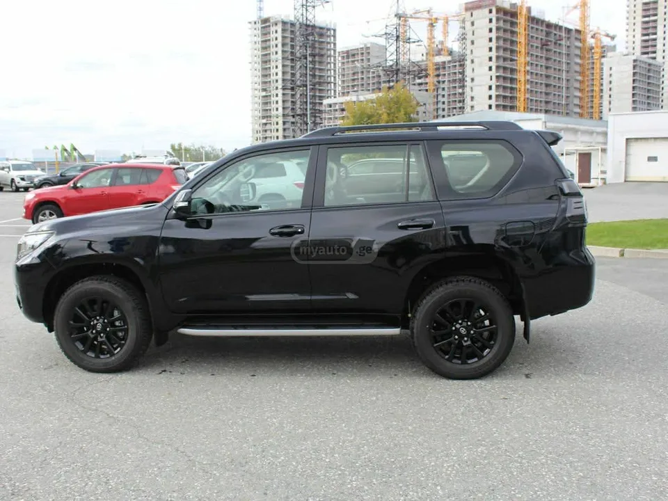Toyota Land Cruiser Prado 2022 — миниатюра 2
