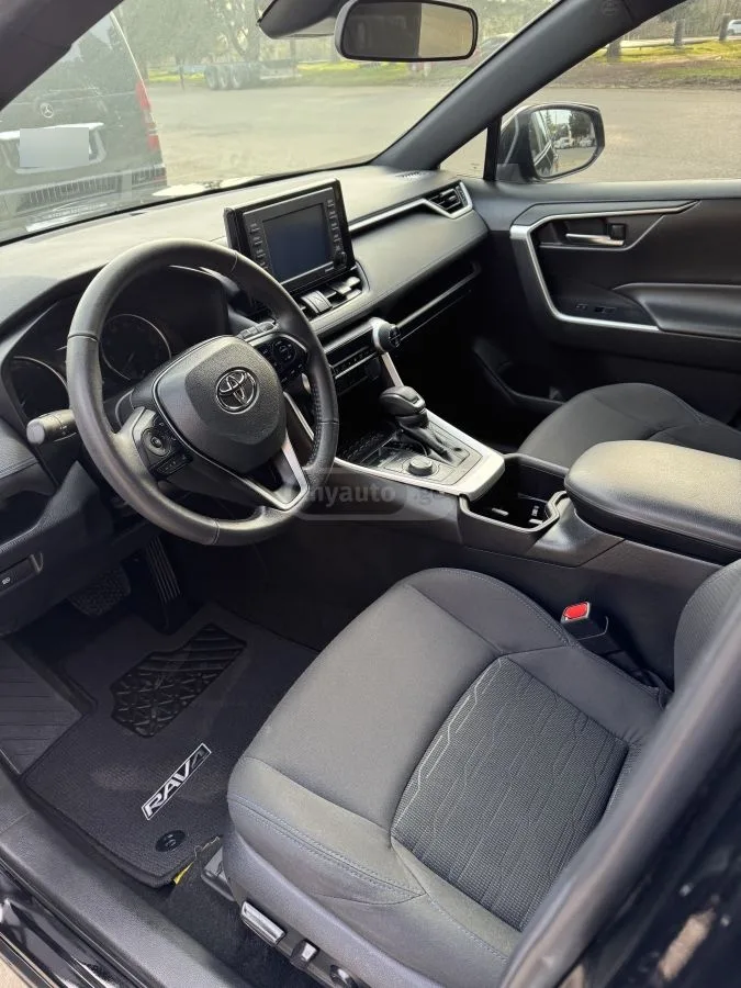 Toyota RAV 4 2022 — миниатюра 3