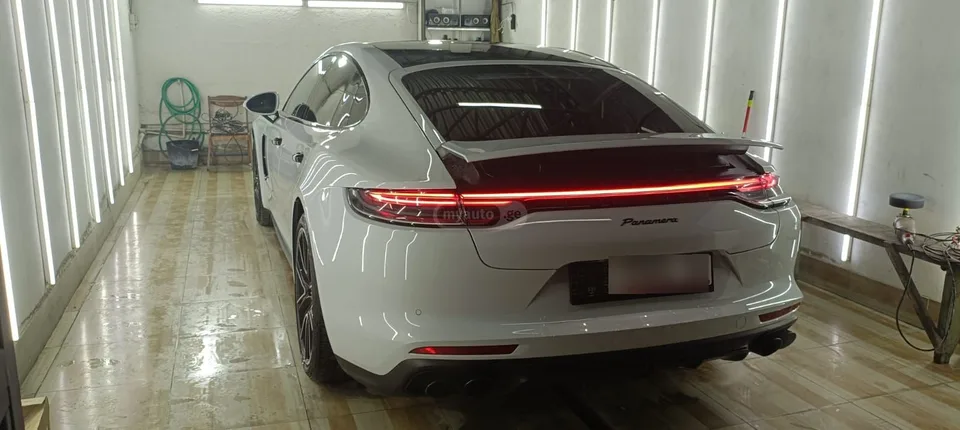 Porsche Panamera 2022 — миниатюра 2