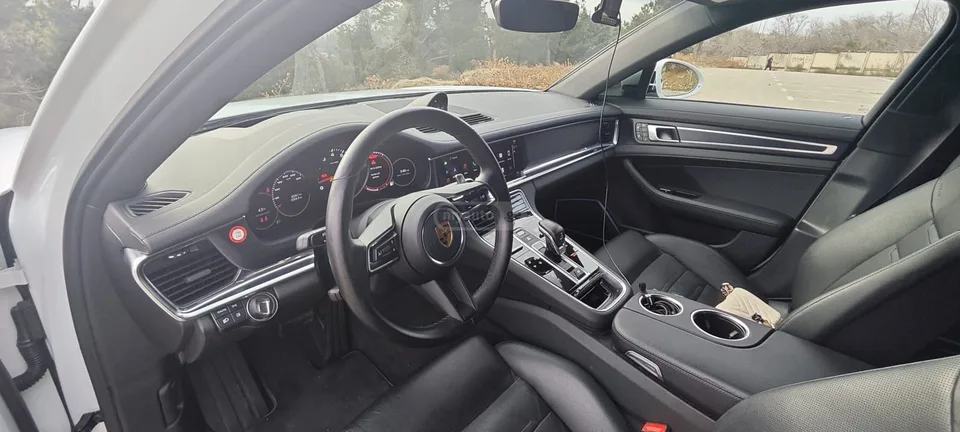 Porsche Panamera 2022 — миниатюра 4