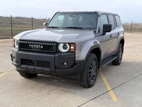Toyota Land Cruiser Prado 2024 купить в Москве