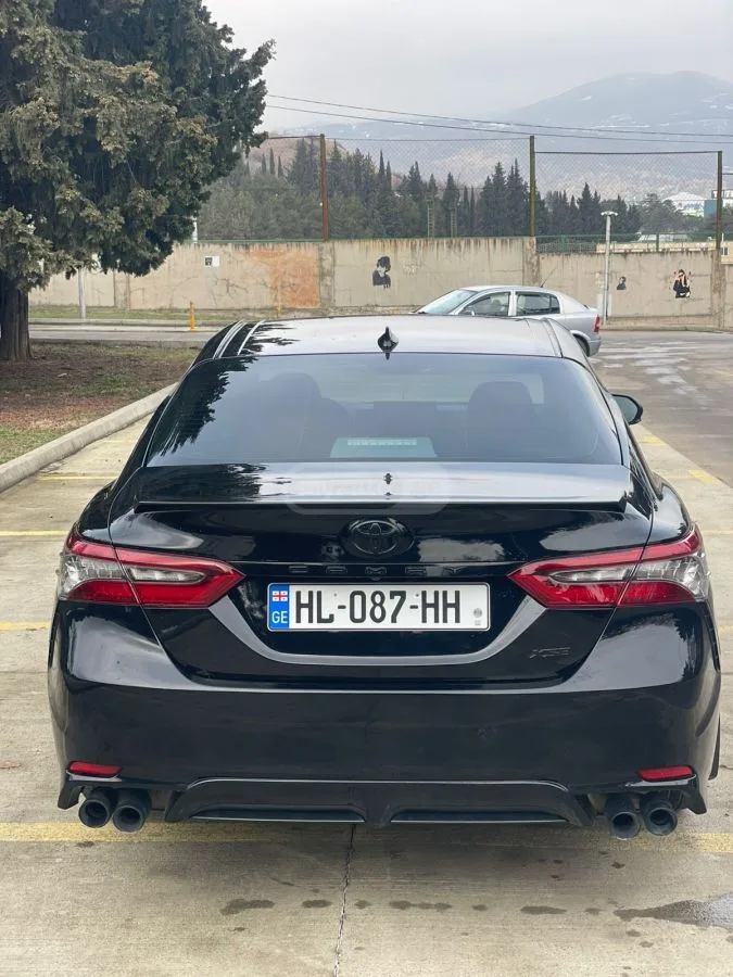 Toyota Camry 2022 — миниатюра 3