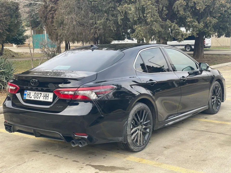 Toyota Camry 2022 — миниатюра 5