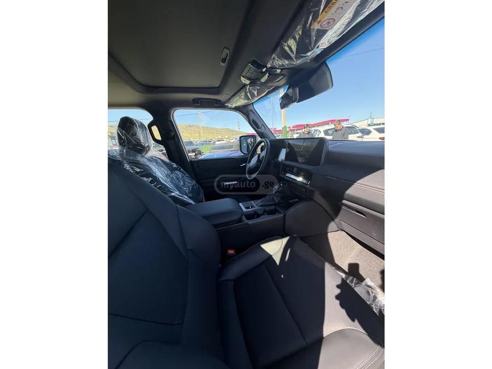 Toyota Land Cruiser Prado 42 суффикс Официал Гарантия 2026 — миниатюра 4