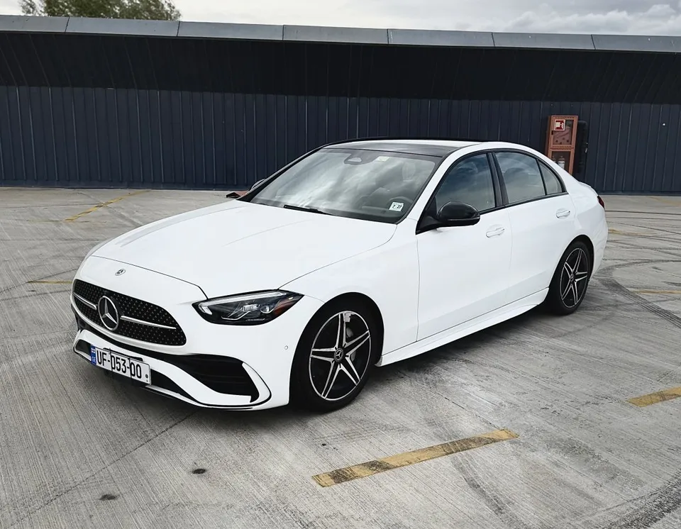 Mercedes-Benz C 300 4 Matic AMG 2022 — миниатюра 2