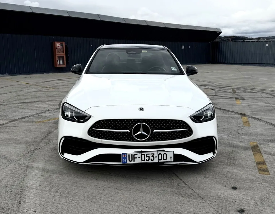 Mercedes-Benz C 300 4 Matic AMG 2022 — фото 1, купить с доставкой в Москву