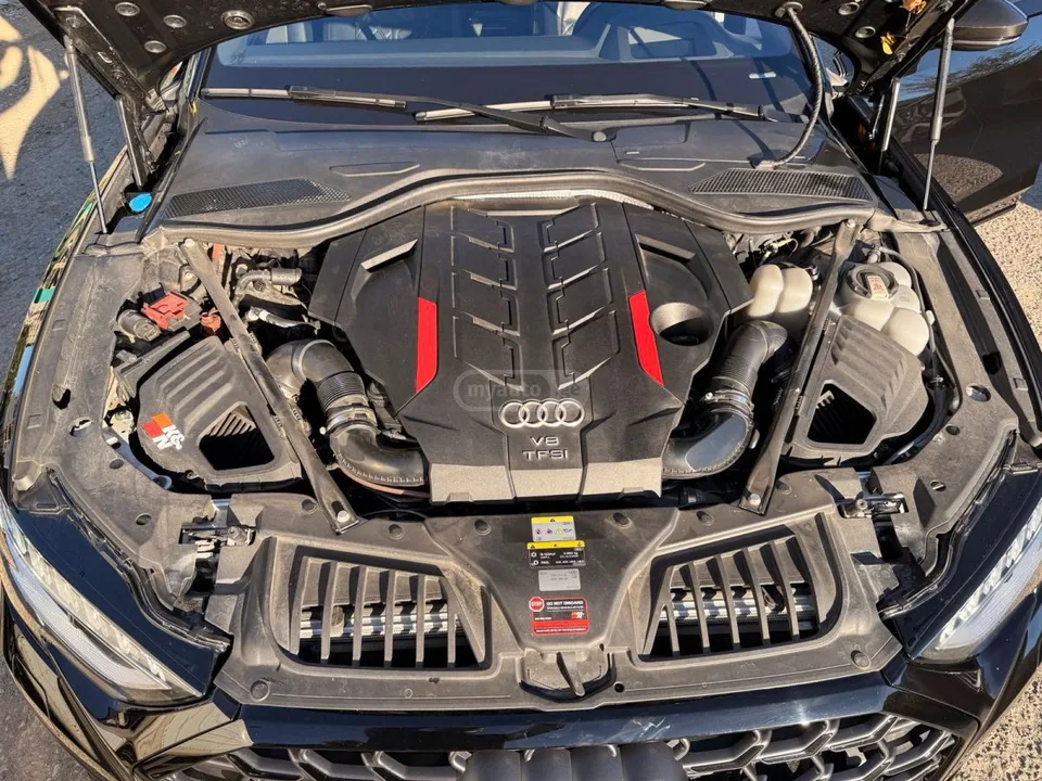 Audi S8 2023 — миниатюра 3