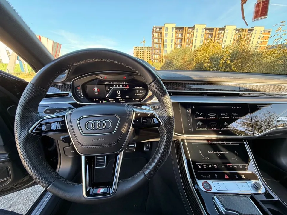 Audi S8 2023 — миниатюра 4