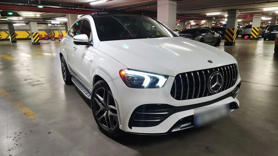 Mercedes-Benz GLE Coupe AMG 53 2023 — миниатюра 2
