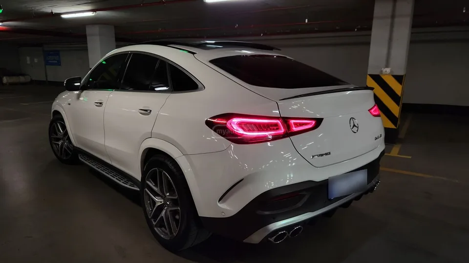 Mercedes-Benz GLE Coupe AMG 53 2023 — миниатюра 4