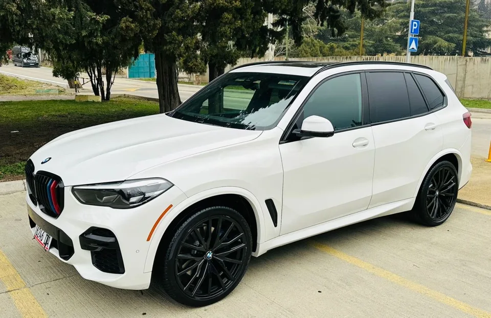 BMW X5 sDrive40i 4dr 4x2 Sports Activ 2022 — миниатюра 3