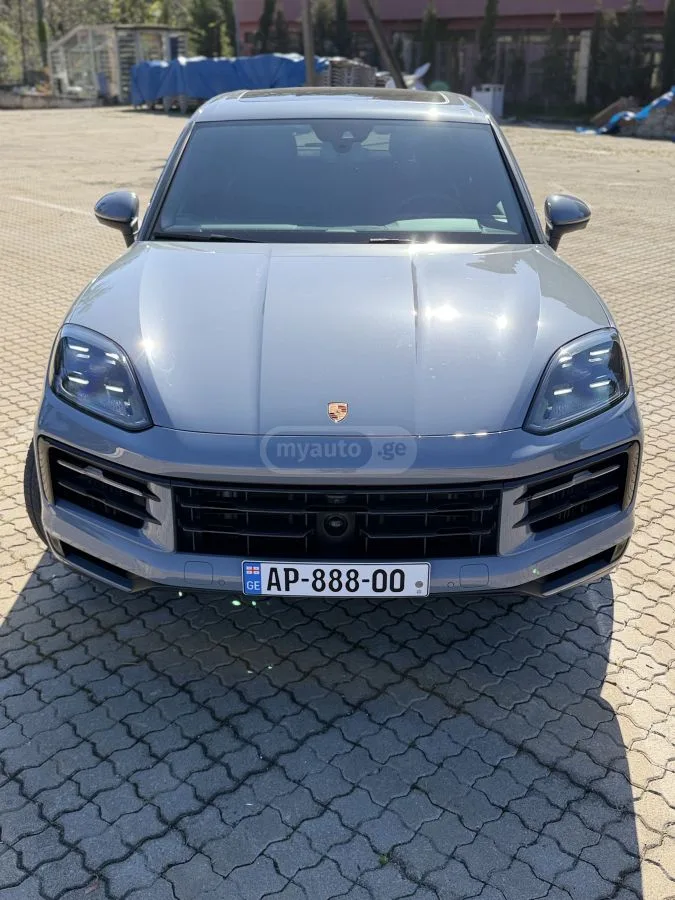 Porsche Cayenne 2024 — миниатюра 2