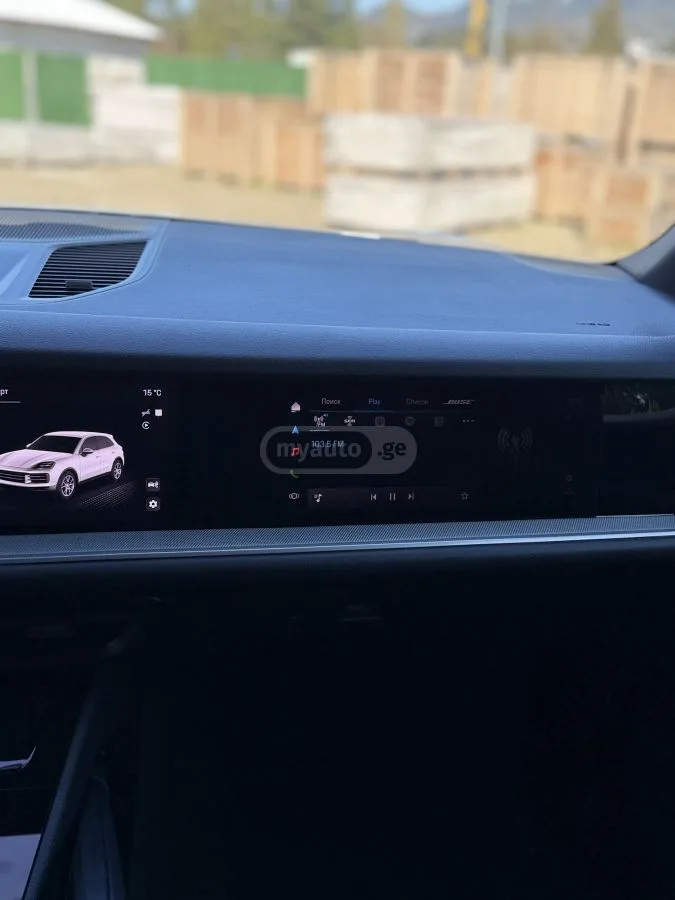 Porsche Cayenne 2024 — миниатюра 4