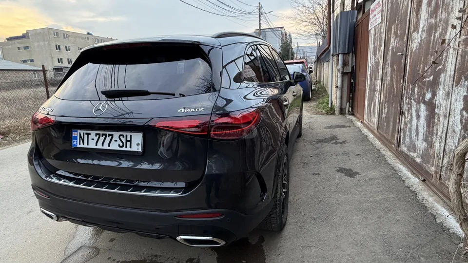 Mercedes-Benz GLC 300 Base GLC 300 4dr All Wheel Dri 2023 — миниатюра 4