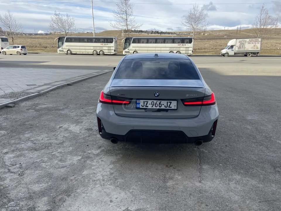 BMW 330 xDrive 4dr All-Wheel Drive Sed 2022 — миниатюра 3