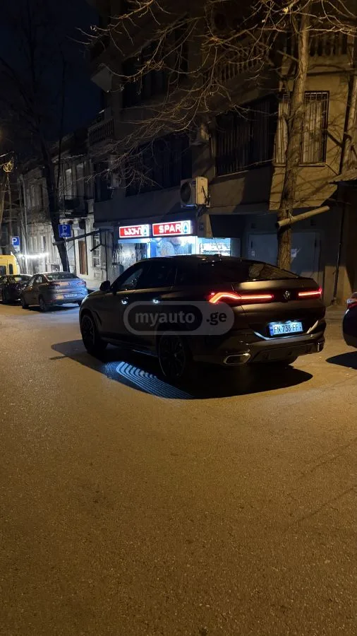 BMW X6 2024 — фото 1, купить с доставкой в Москву