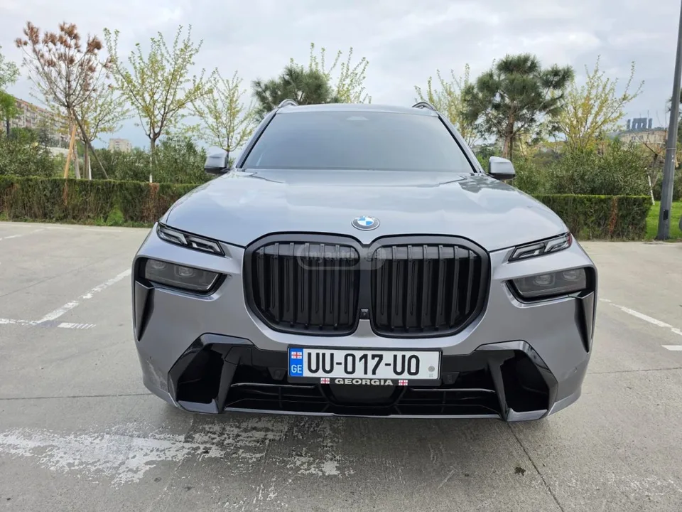 BMW X7 2024 — миниатюра 2