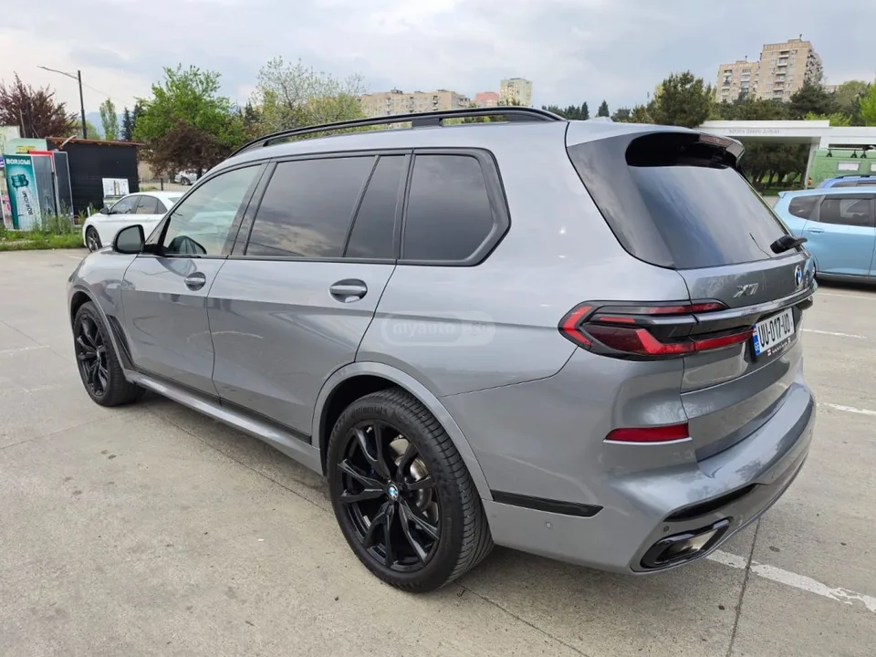 BMW X7 2024 — миниатюра 5