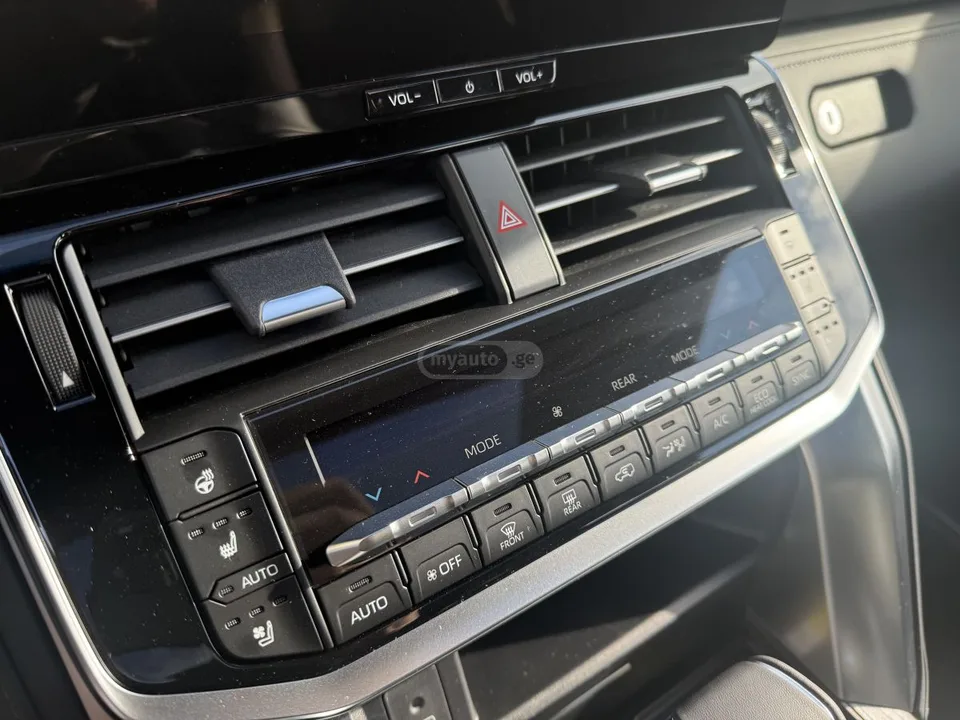 Toyota Land Cruiser GR sport Официал В наличии Га 2026 — миниатюра 5
