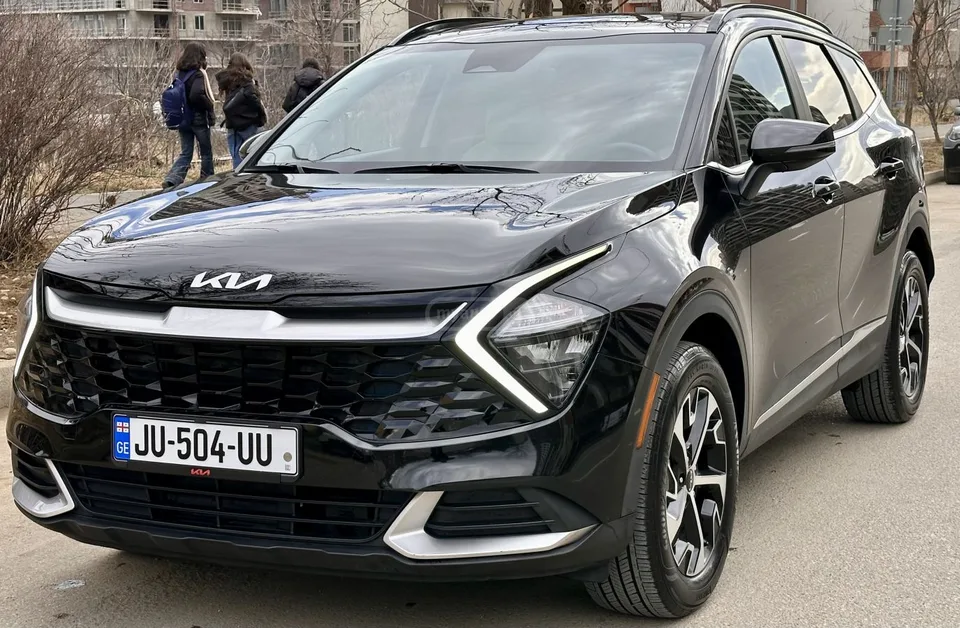 Kia Sportage 2022 — фото 1, купить с доставкой в Москву