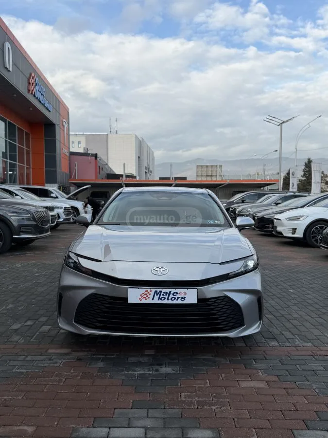Toyota Camry 2024 — миниатюра 2