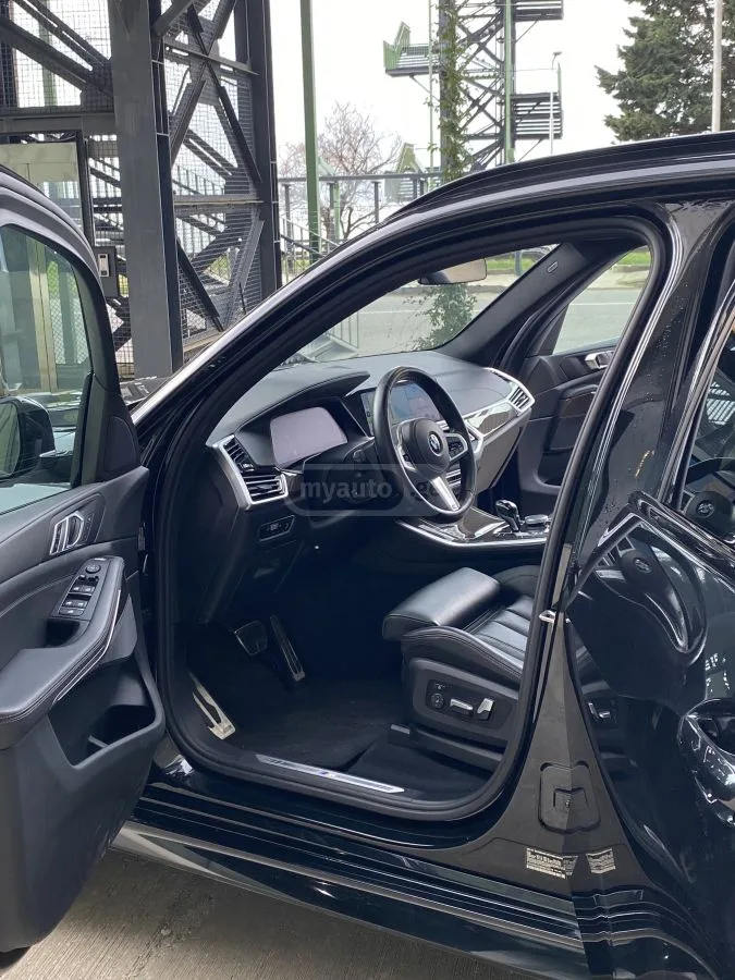BMW X5 xDrive40i 4dr All-Wheel Drive 2022 — миниатюра 4