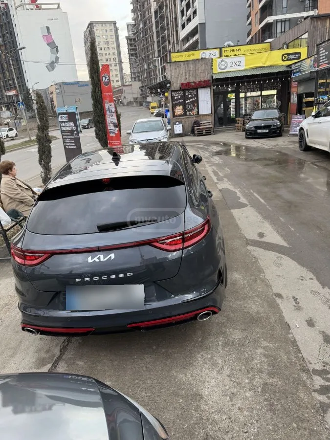 Kia ProCeed Gt-line sport 2022 — миниатюра 5