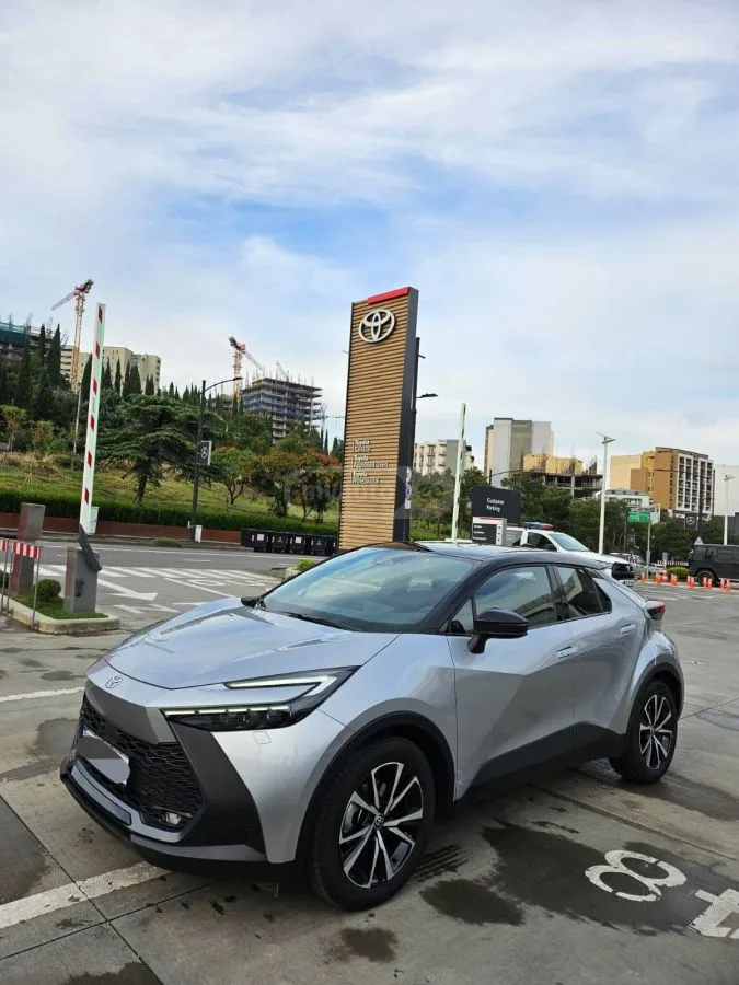 Toyota CHR Centris manqana 2025 — миниатюра 2
