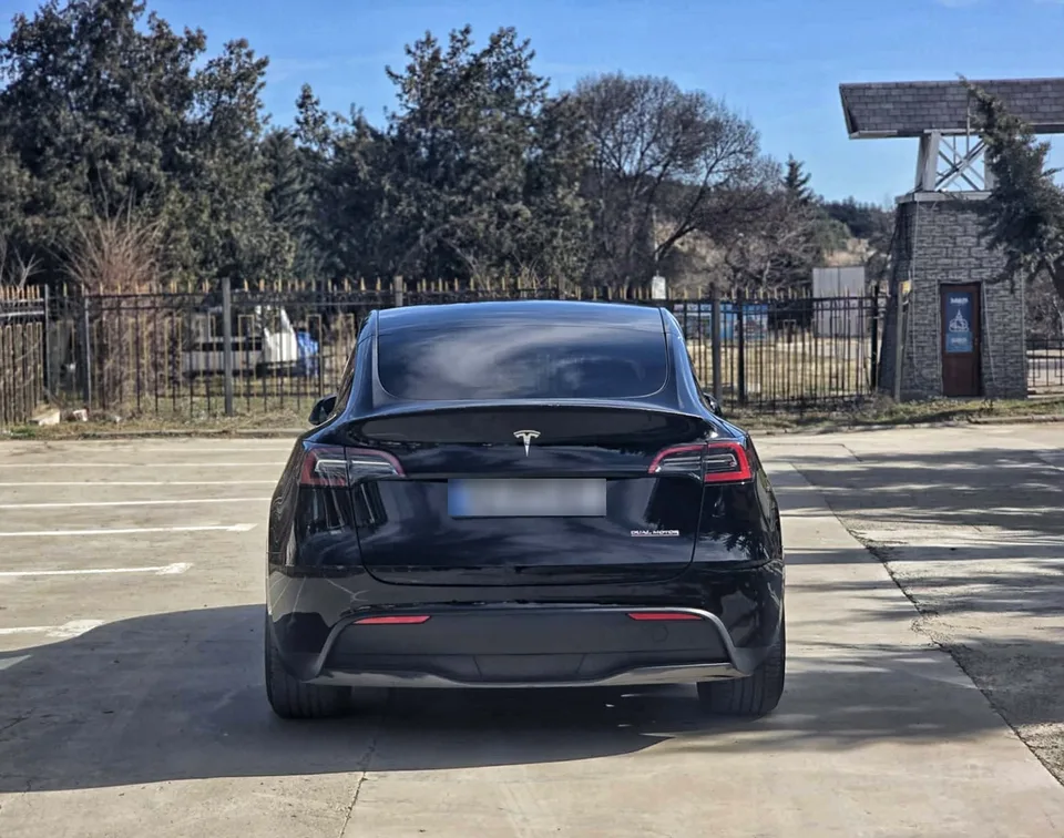 Tesla Model Y Performance 2022 — миниатюра 5