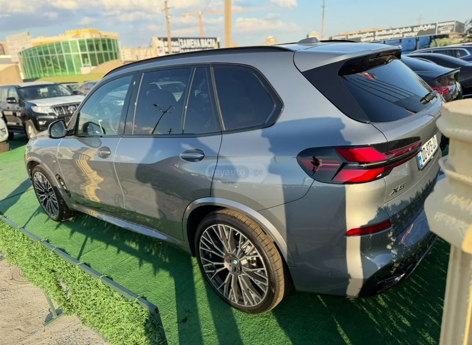BMW X5 40D PNEVMO INTEGRAL 2026 — миниатюра 2