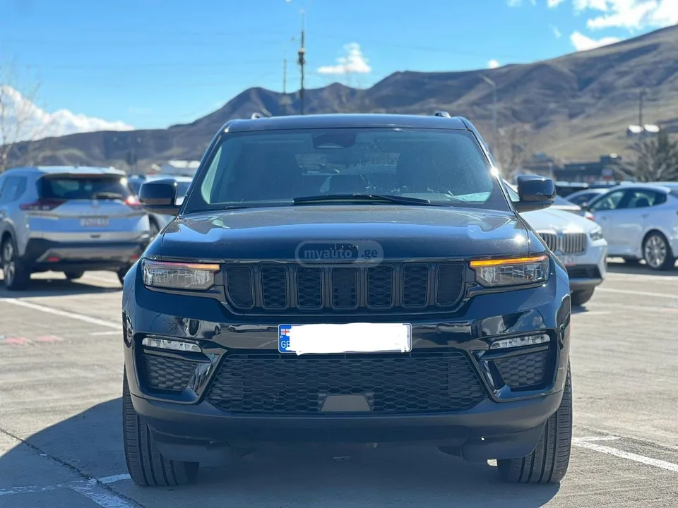 Jeep Grand Cherokee 2024 — фото 1, купить с доставкой в Москву