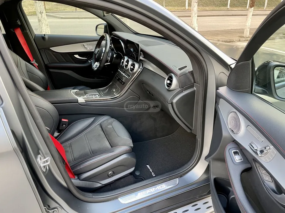 Mercedes-Benz GLC 43 AMG Coupe 2023 — миниатюра 4
