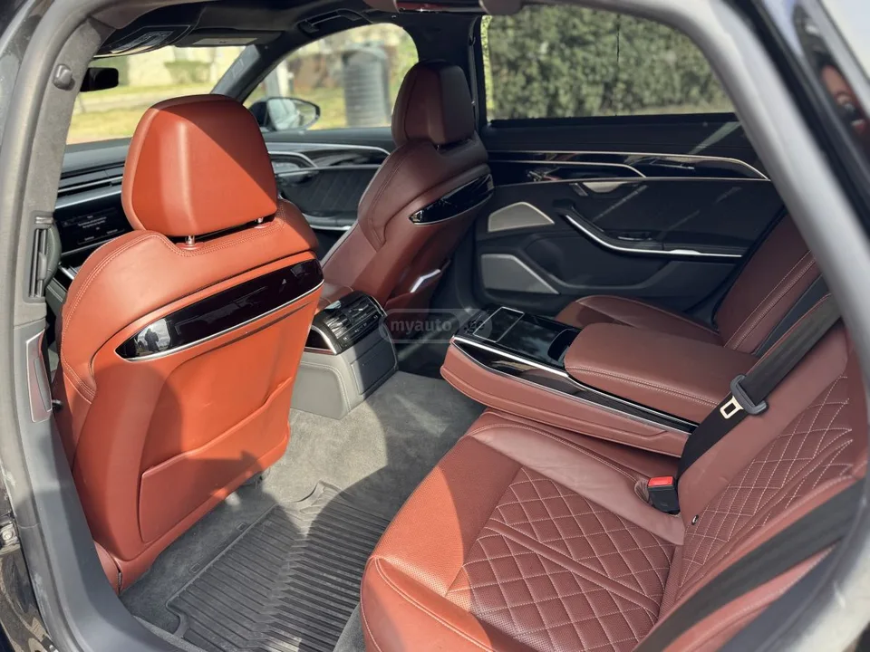 Audi S8 2023 — миниатюра 4