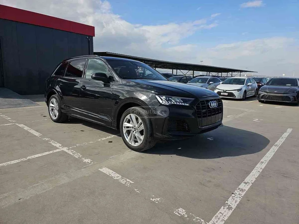 Audi Q7 2023 — миниатюра 2