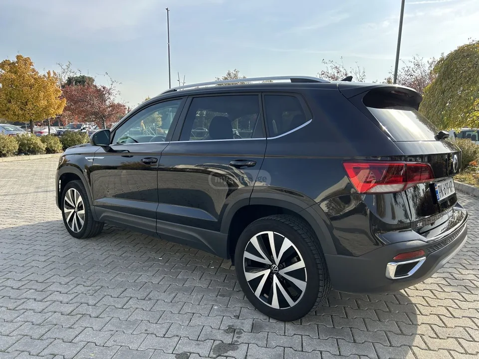 Volkswagen Taos SE 2023 — миниатюра 4
