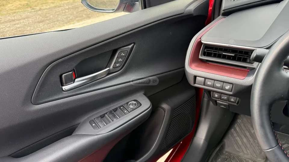 Toyota Prius 2025 — миниатюра 5