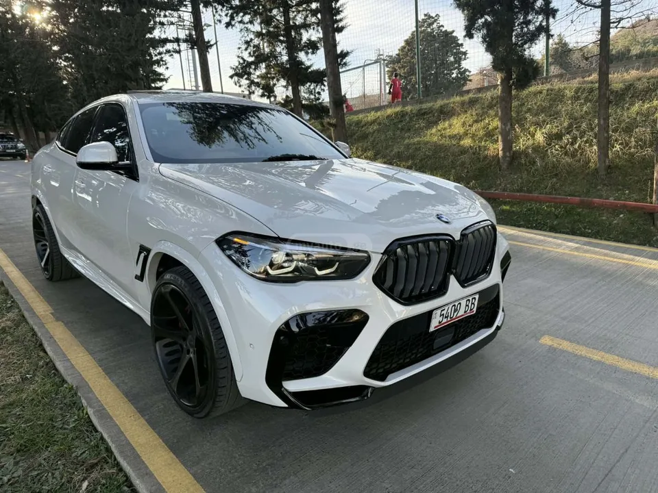 BMW X6 xDrive40i 4dr All-Wheel Drive 2022 — миниатюра 2