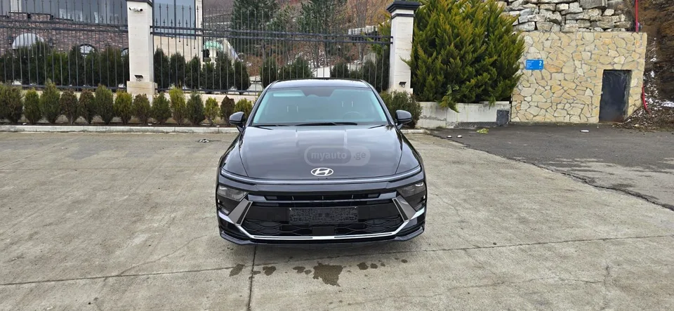 Hyundai Sonata 2024 — фото 1, купить с доставкой в Москву